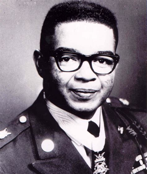 Lawrence Joel Vietnam War U S Army Medal Of Honor Recipient