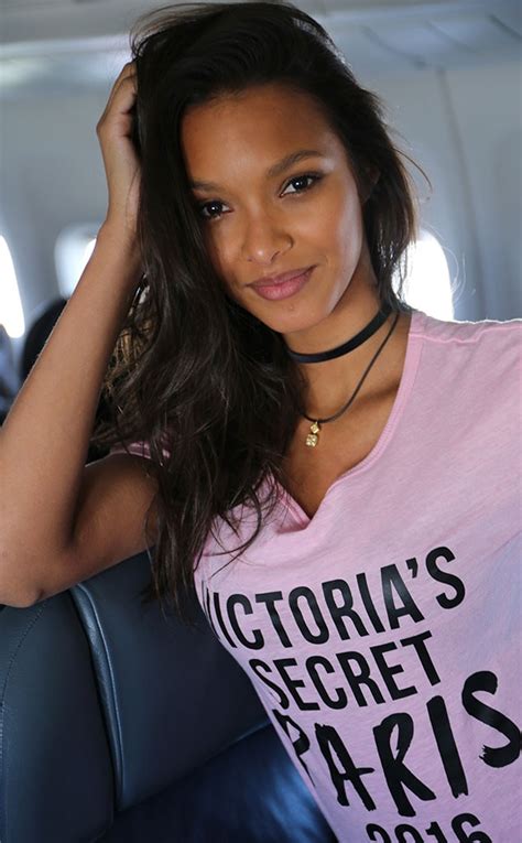 lais ribeiro from victoria s secret models fly to paris for fashion