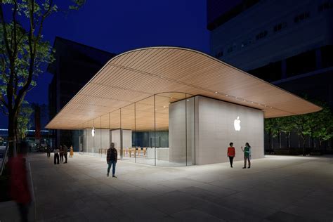 taipei apple store  gorgeous  puts london   shade trusted reviews