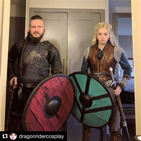 Look At Those 2 They Look Fing Epic Valentinecostumes As Ragnar