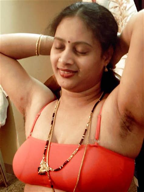 super hot indian aunty stills actress boob show hot navel clevarage boob show transperent