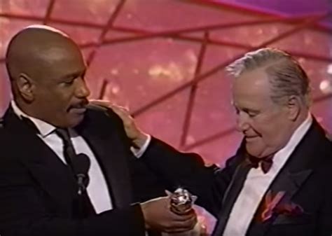 30 Most Awkward Celebrity Awards Show Moments Best Life