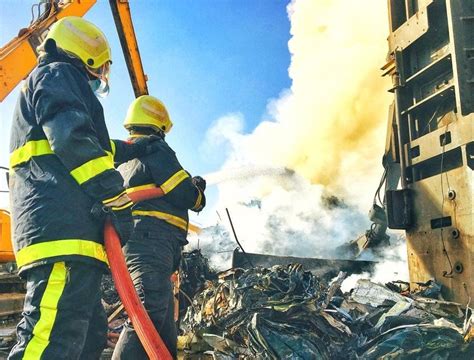 pacda douses fire erupted   scrap metal warehouse  rusayl oman