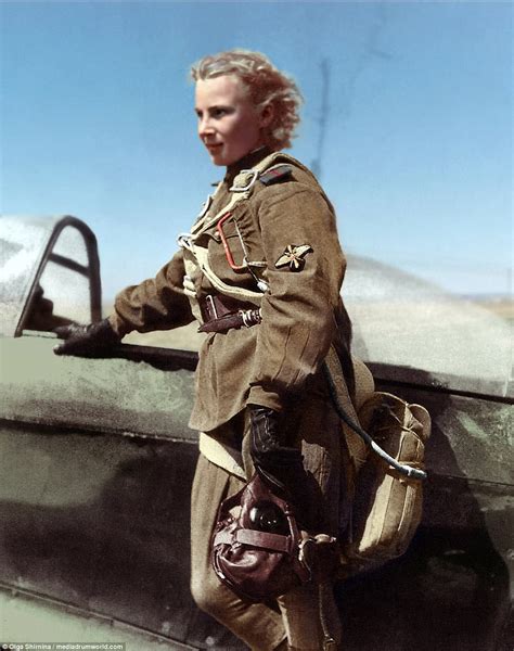 female soviet pilots transformed  colourised wwii  daily mail