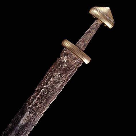zwaard met een naam rijksmuseum van oudheden