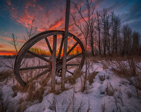 prairie dawn dawn opens  winter morning   prairie  flickr
