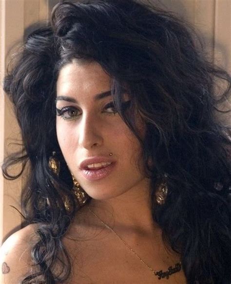 Amy Winehouse Jenifer Lopez Selena Quintanilla Perez Beautiful Voice