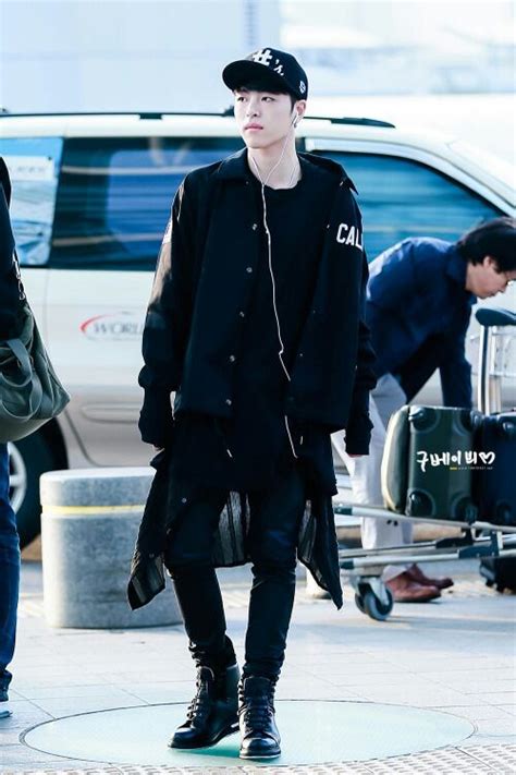 Idols With The Best Airport Fashion K Pop Amino