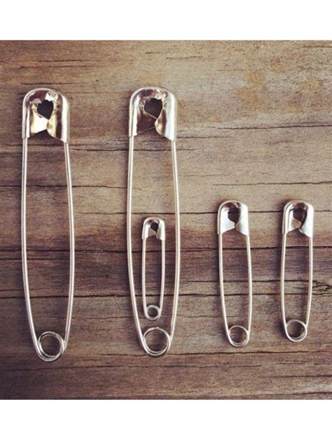 the best pregnancy announcements ever safety pin on board goodtoknow