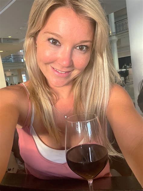 laura bentley on twitter enjoying a great vino ⁦ loewssmbeach⁩ to