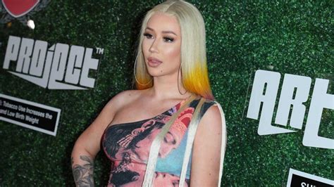 Iggy Azalea Speaks Out After Topless Photo Leak I M Surprised And