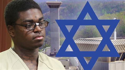 kodak black claims he can t meet with his rabbi behind bars