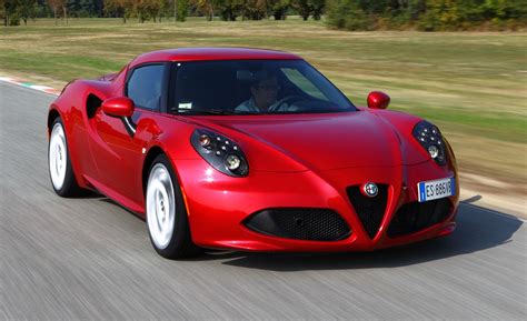 2015 Alfa Romeo 4c Coupe First Drive Review Car And Driver