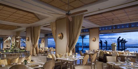 restaurants   world luxury dining experiences