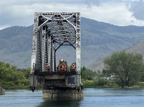 video kamloops cn crews open  historic rail bridge  boat traffic cfjc today kamloops