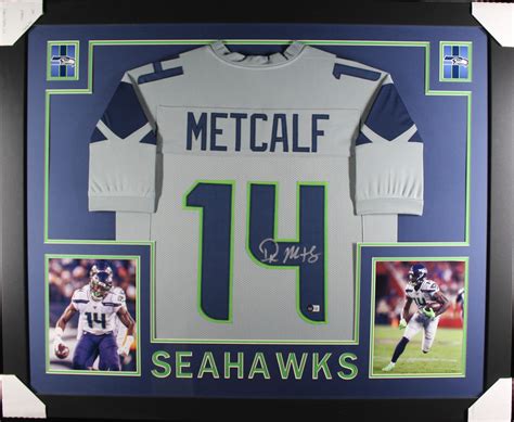 Dk Metcalf Autographed Signed Framed Pro Style Grey Xl Jersey Beckett