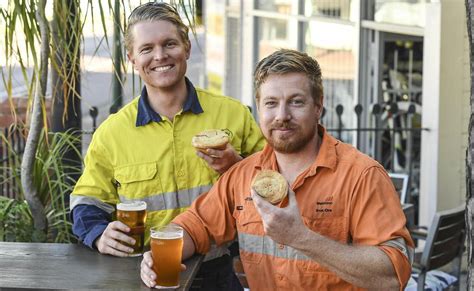 Perth Tradies Take Blind Taste Test To Find Top Pie For Afl Grand Final
