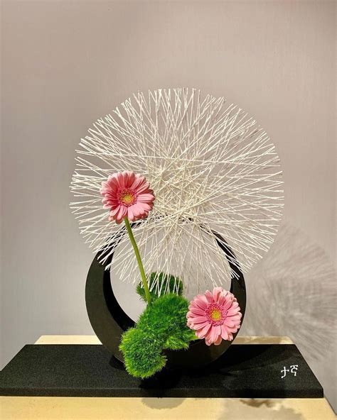 beautiful modern flower arrangements design ideas magzhouse