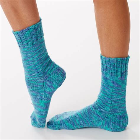 bernat basic socks size  yarnspirations knitted socks