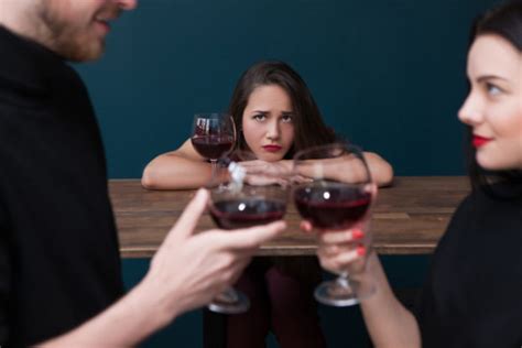Ashamed Of Being A Jealous Friend Researchers Finds That It S Not