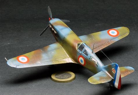 dewoitine   french fighter heller plastic models world