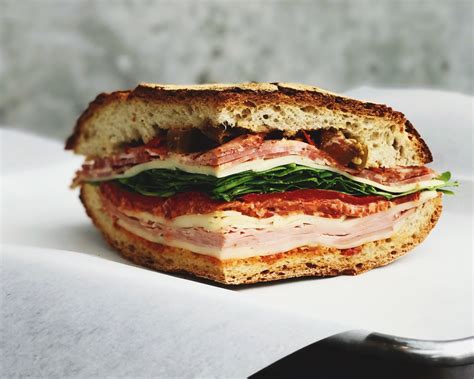 sandwich dv kitchen