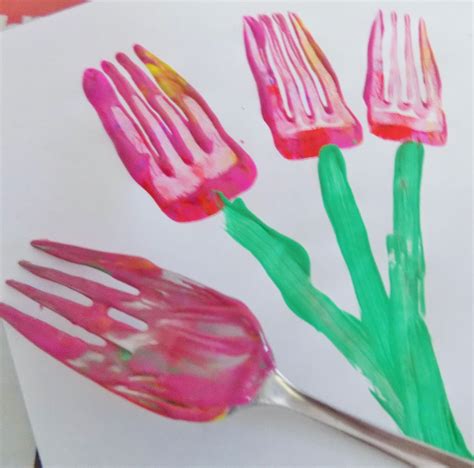 fork painting fork flowers fork tulips easy clever painting idea