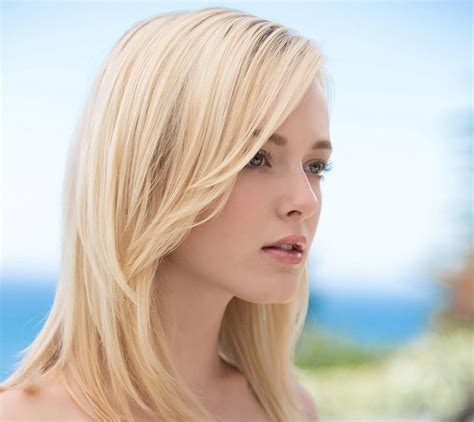 blonde girl beauty beautiful model female long hair wallpaper