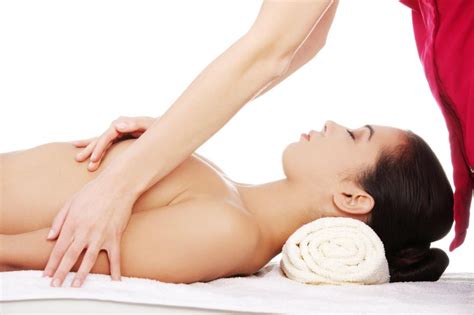 How To Give A Woman A Sensual Massage Global Seducer