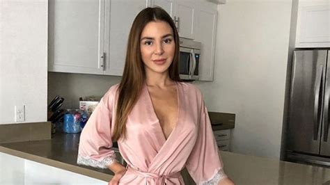 90 day fiancé anfisa gives relationship advice after