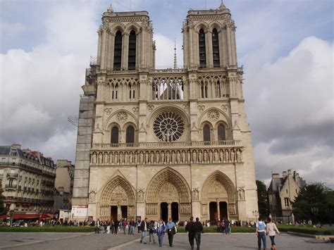 katedrala notre dame  parizu im