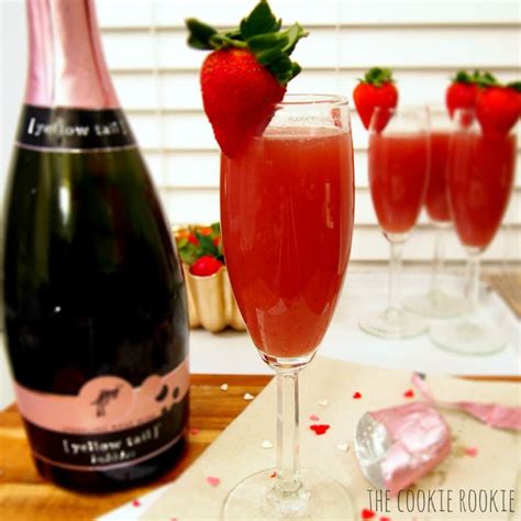 strawberry mimosas the cookie rookie