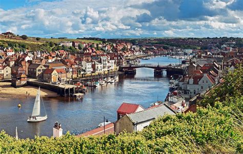 beautiful north yorkshire house  river whitby england yorkshire