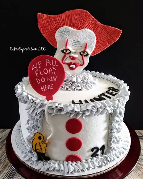 It Pennywise Clown Cake Halloween Party Drinks Halloween Cakes