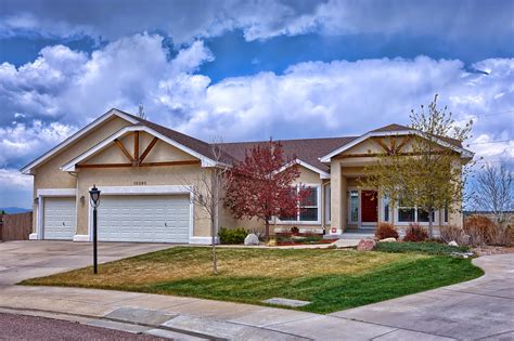 great ranch style home  sale  colorado springs