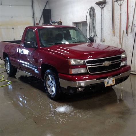 richards  chevrolet silverado  classic holley  garage