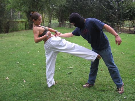 Woman Karate Ballbusting Self Defense Hot Naked Babes