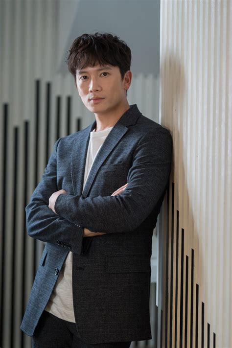 ji sung challenges  reality entertainment show  tvns run