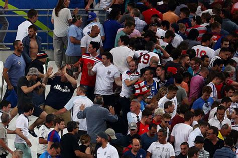 world cup 2018 russian hooligans vow to beat england fans to death