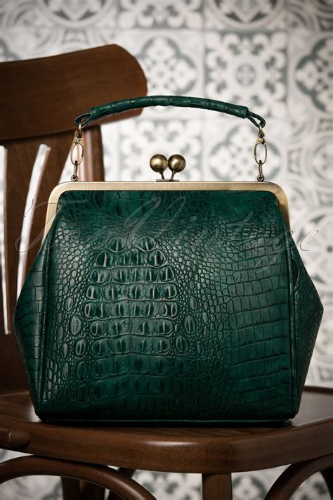 vintage retro handbags purses wallets bags