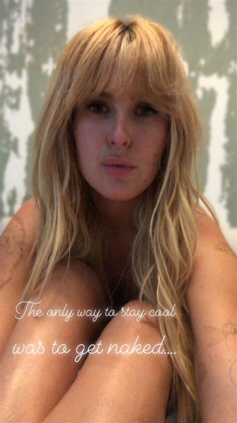 Rumer Willis Sexy And Topless 42 Photos Videos