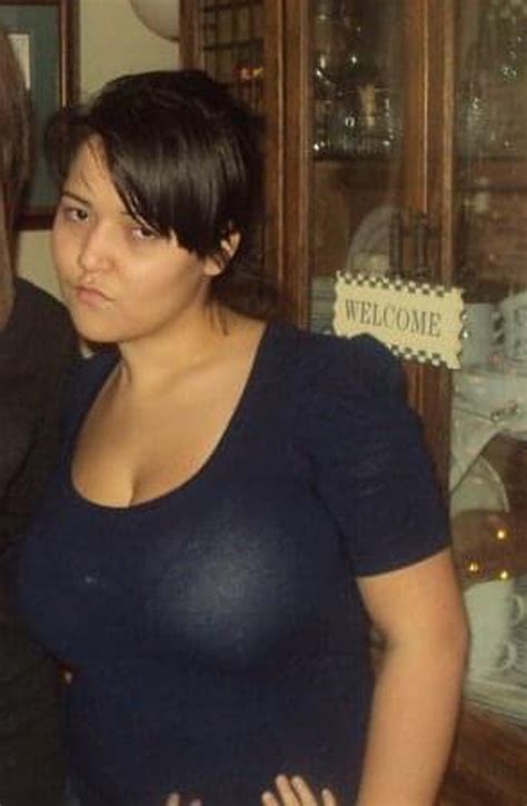 Woman 27 Says Her 34o Boobs Won’t Stop Growing And Her Nipples Are