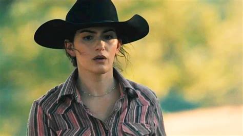 ‘yellowstone actress lilli kay explains how show s first lesbian kiss