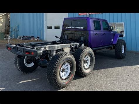huge jeep gladiator  update  thestradman allcarvideosnet