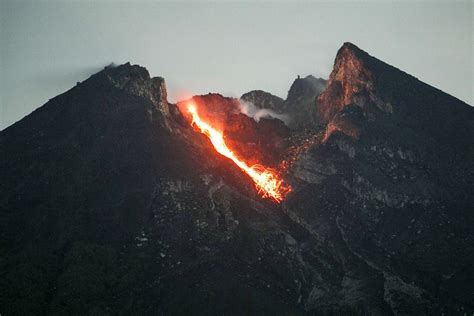 indonesia prepares  worst  mt merapi eruptions increase inquirer news