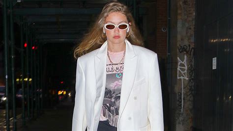 celebs wearing blazers gigi hadid and more try spring fashion trend