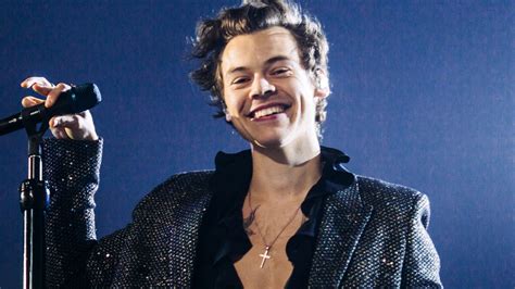 harry styles is the most influential man in fashion in