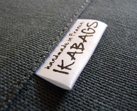 custom clothing labels   white satin fabric labels ikaprint