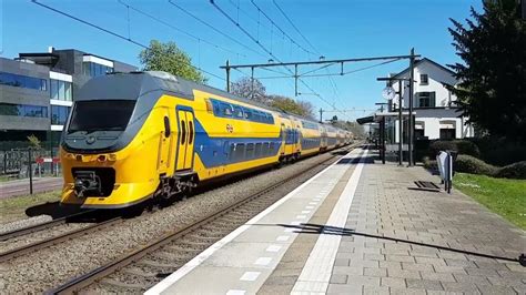 treinen op station oisterwijk en treinen bij tilburg aansluiting    dutch trains youtube