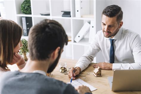 caracteristicas  debe tener tu asesor de seguros